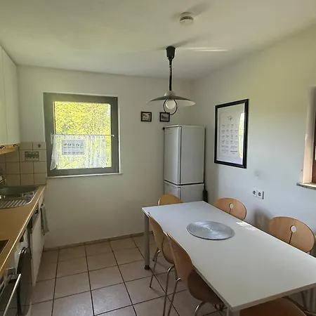 Emi's A2 Apartment *